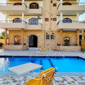 Dream Island Hotel Luxor